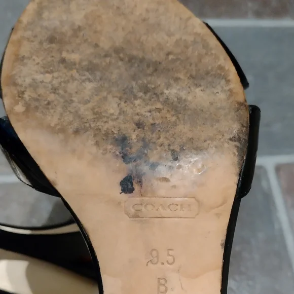 Coach patent leather ankle strap sandal size 9.5 - Picture 2 of 4